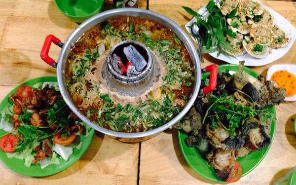 Lẩu ếch thơm ngon nổi tiếng ẩm thực Gò Vấp