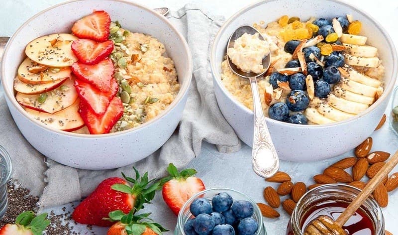 Bữa ăn sáng lành mạnh cần cung cấp đủ protein và chất xơ